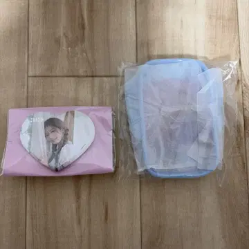 ILLIT 민지 캔뱃지 립스틱 파우치