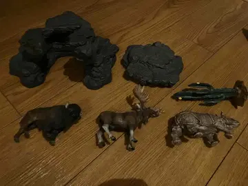 슐라이히 동굴 피규어 들소 엘크 코뿔소