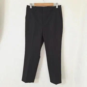 유니클로 이지케어 스트레치 크롭 팬츠 스트레치 64cm 블랙