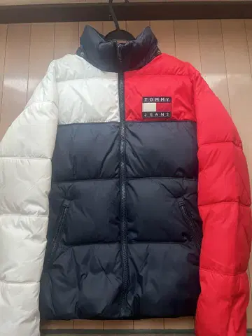 TOMMY JEANS 다운 자켓 M 사이즈