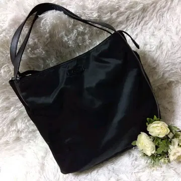 새상품급 Y'SACCS 이자크 숄더 나일론 토트백 블랙