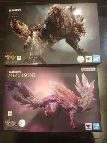 S.H.MonsterArts 몬스터헌터 2체 세트