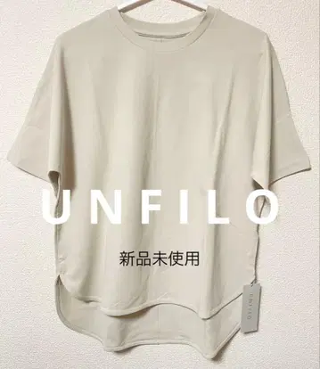 [ 새상품 미사용 ] UNFILO 베이지 반팔 T셔츠 택 포함 새상품