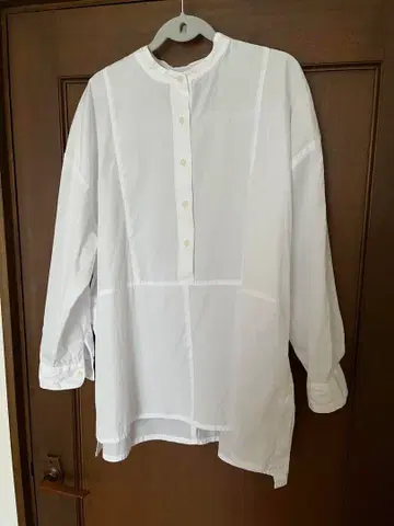 STAMP AND DIARY 화이트 긴팔 셔츠