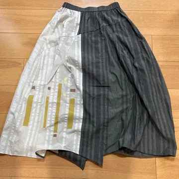 센소유니코 지우 스커트