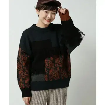 DOUBLE NAME 더블 네임 프린지 꽃무늬 크레이지 니트 그린