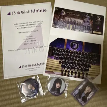 노기자카46 16th YEAR BIRTHDAY LIVE 핀 배지 세트