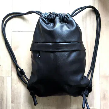 ZARA 블랙 드로우 스트링 백