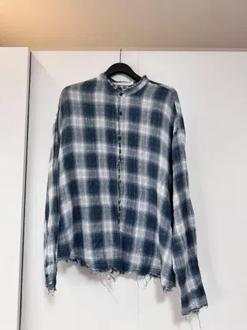 mnml 네이비 화이트 체크 셔츠