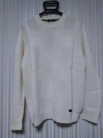 BLACK LABEL CRESTBRIDGE 아이보리 캐시미어 혼방 니트