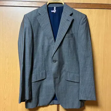 그레이 스트라이프 비즈니스 정장 자켓