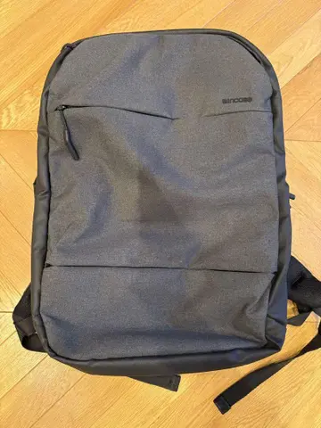 Incase 그레이 백팩 PC 가방