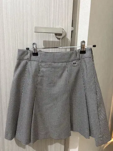 릴리 브라운 플리츠 미니 스커트 체크
