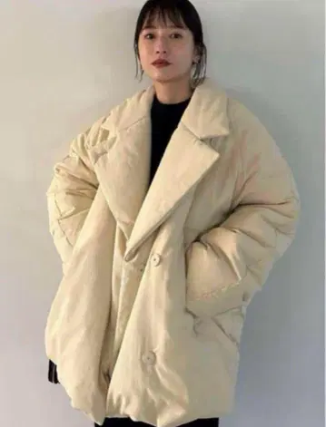 아이보리 빅 실루엣 다운 자켓