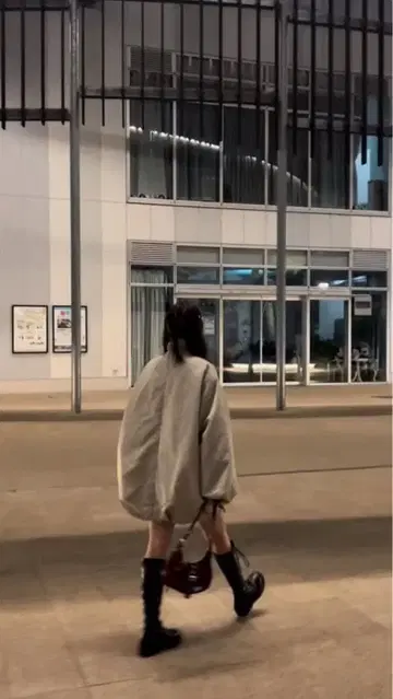 [ 가격 인하 상담 가능 ] apres jour mignon 벌룬 자켓