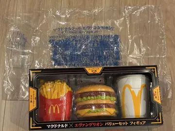 맥도날드 에바 피규어