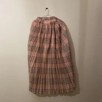 핑크 계열 체크 플레어 스커트