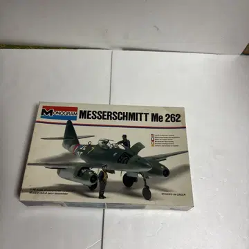 Monogram Messerschmitt Me 262 1/48