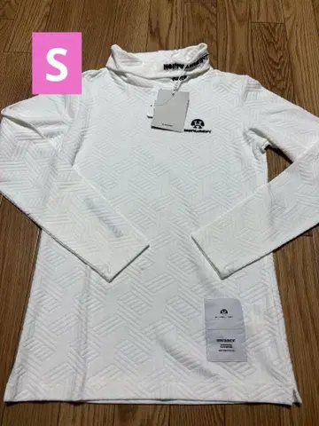 호른 의류 터틀넥 36