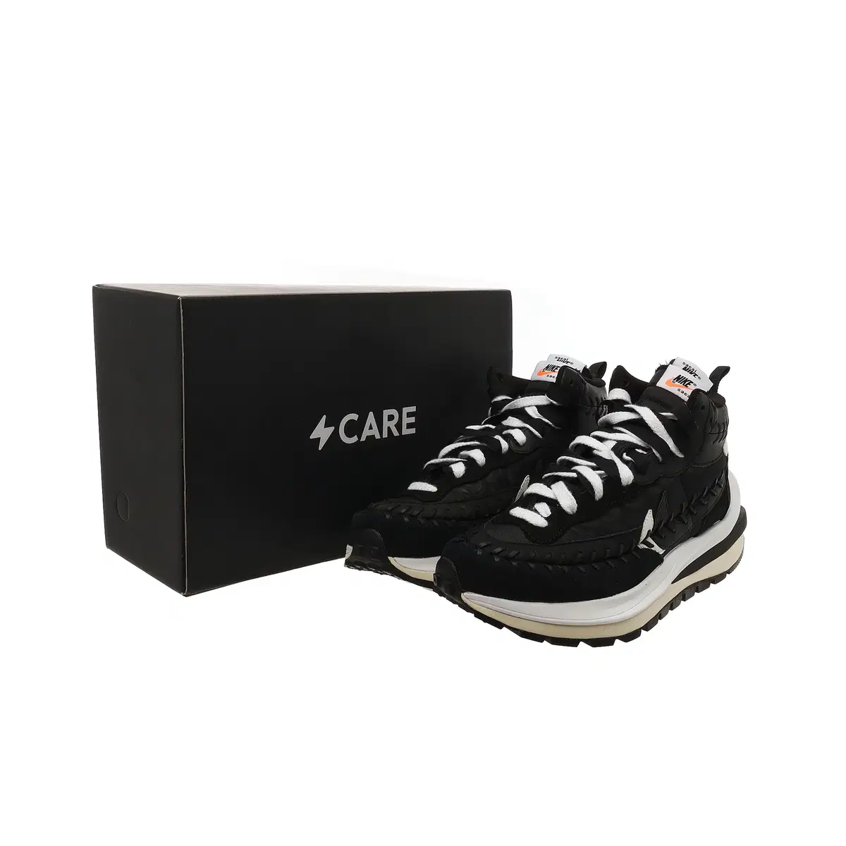 [265] 나이키 x 사카이 x 장 폴 고티에 베이퍼와플 블랙 화이트