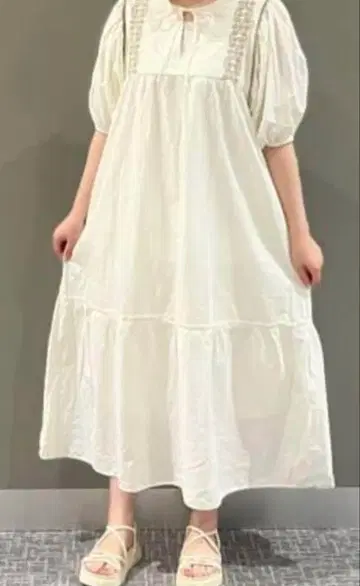 SM2 자수 스키퍼 원피스