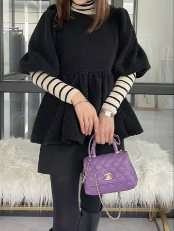 myu 미우 벌룬 슬리브 보아 페플럼 상의