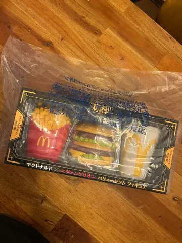 맥도날드 에반게리온 밸류 메뉴 피규어 세트