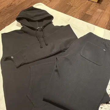 [ 나노 유니버스 ] 맨투맨과 트레이닝복 셋업 S