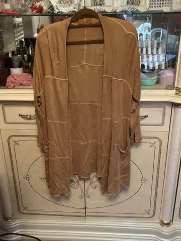 #120 Lancel 베이지 가디건 긴팔