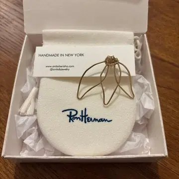 anitaberisha 골드 꽃 모양 귀걸이 한쪽용