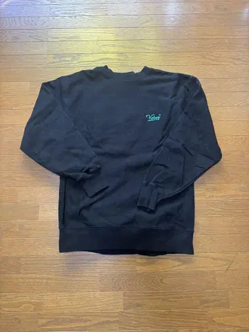atmos Keboz 블랙 맨투맨