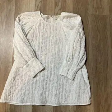 유나이티드 애로우즈 도쿄 블라우스 화이트