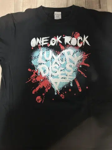 ONE OK ROCK LUXURY DISEASE 티셔츠 L 사이즈