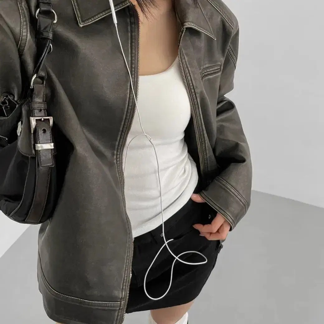 Blackup Andbuck Washing Leather Jacket on Bunjang Global Site.