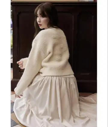 Herlipto H Boa Logo Knit Pullover