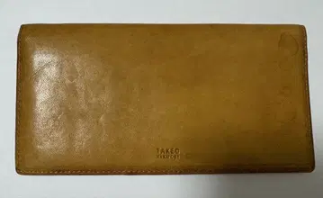 TAKEO KIKUCHI 브라운 카멜 이단 접이식 지갑