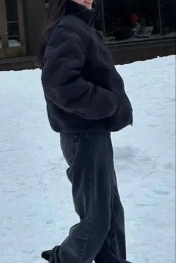 듀베티카 다운 자켓 숏 기장 사이즈 42 정품