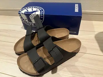 BIRKENSTOCK 블랙 샌들 39 레귤러