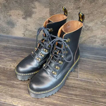 닥터마틴 레오나 Dr.MartensLEONA 통굽 24cmUK5