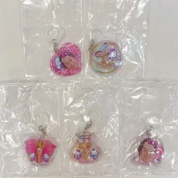 마츠켄 삼바 x 헬로키티 플랫 마크 액세서리 세미 컴프