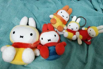 눈 오는 날 비행기 타기 미피 봉제 인형 마스코트 묶음 판매 레트로