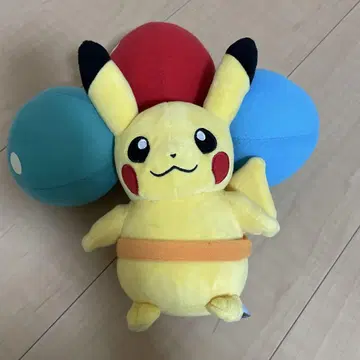 하늘을 나는 피카츄 봉제 인형 약 30cm