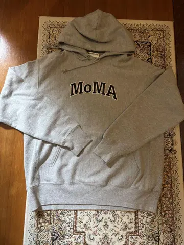 MoMA champion 후드티