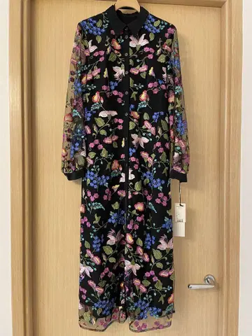 미사용 택 포함 그레이스 콘티넨탈 꽃무늬 긴팔 원피스 블랙