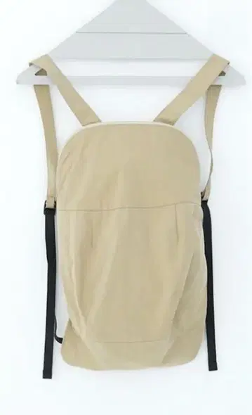 YAECA 스칼라베 백팩