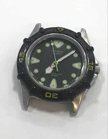 CASIO 쿼츠 손목시계 20BAR 방수