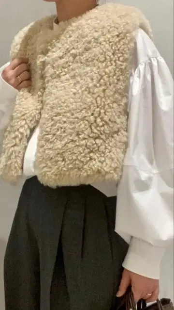 HYKE 하이크 크롭 보아 베스트