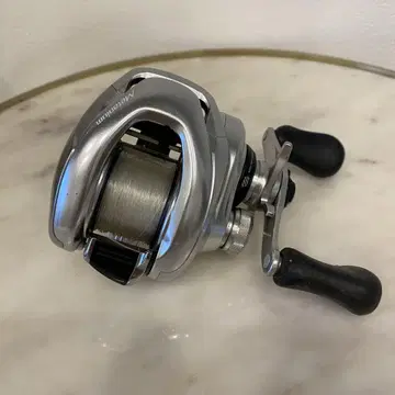 [ SHIMANO ] HG MGL 71 실버 베이트 낚시릴 시마노