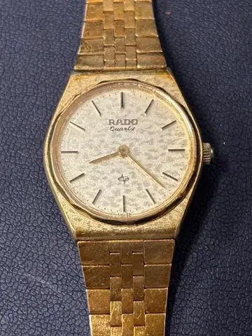 RADO 라도 쿼츠 여성용 손목시계 골드 717.9011.2