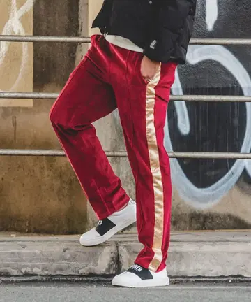 DIVINER 자수 팬츠 빨간색 금색